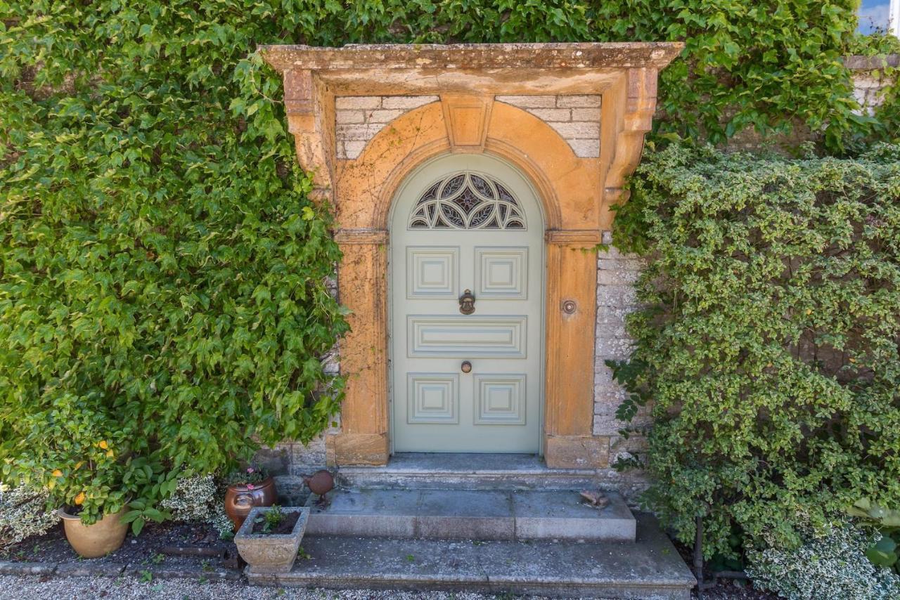 The Mount Somerton Retreat - Nr Bruton, Glastonbury, The Spectacular Wells Cathedral, Millfield School, Leonardo Helicopters, Yeovilton Extérieur photo