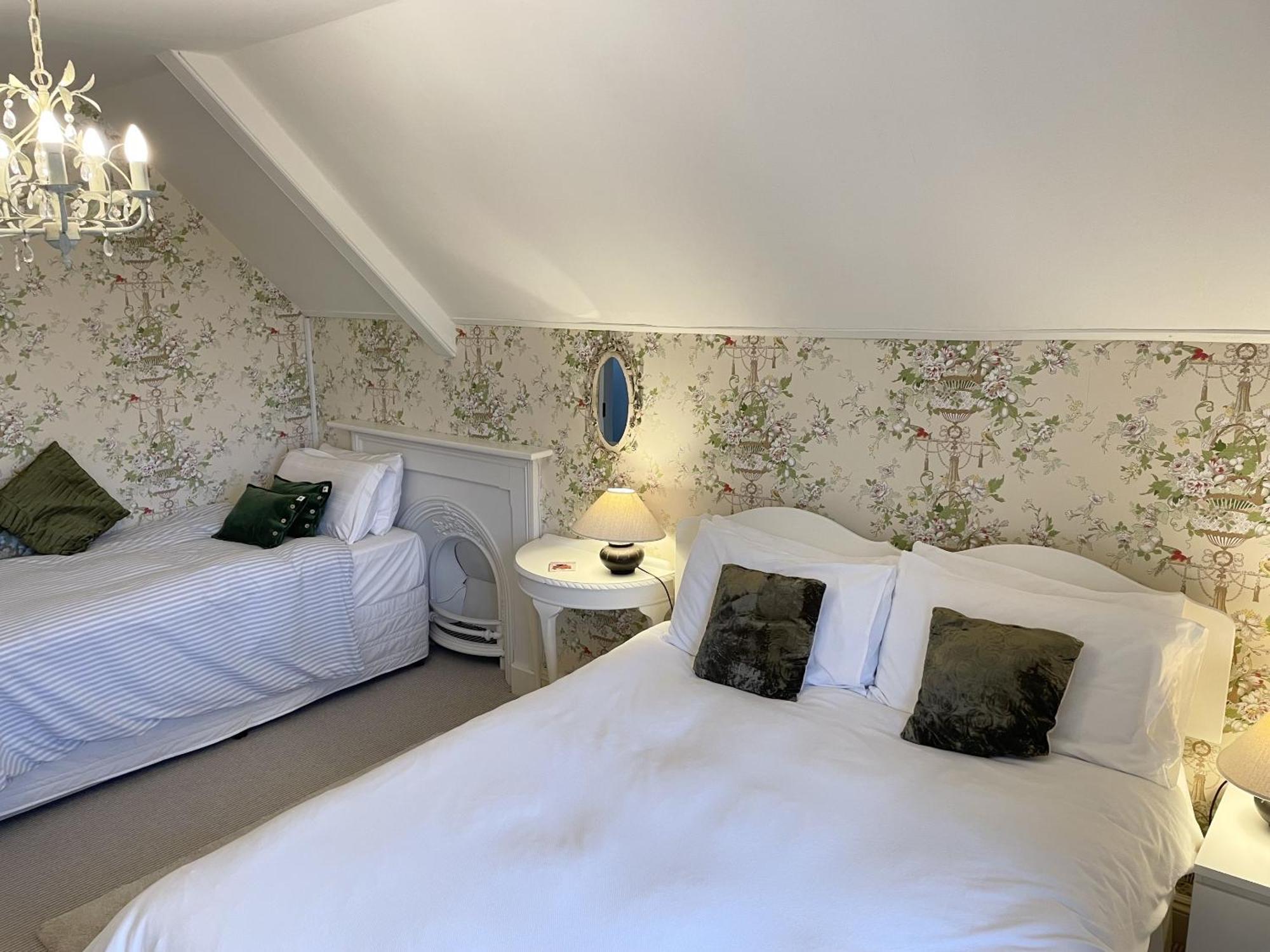 The Mount Somerton Retreat - Nr Bruton, Glastonbury, The Spectacular Wells Cathedral, Millfield School, Leonardo Helicopters, Yeovilton Extérieur photo